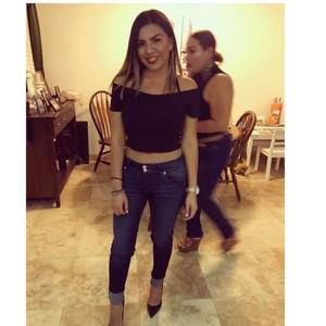 Meet your Posher, Leslye